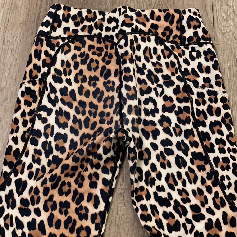 High waisted leopard print yoga pants - Picture 6 of 7